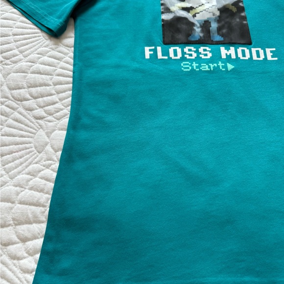 H&M T-Shirt Holographic - Kids Size 10-12 - Picture 6 of 15